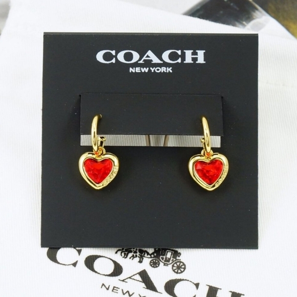 🔹️Coach🔹️Red Stone Heart Huggie Earrings Gold Plated ✨️❤️ - Picture 2 of 4